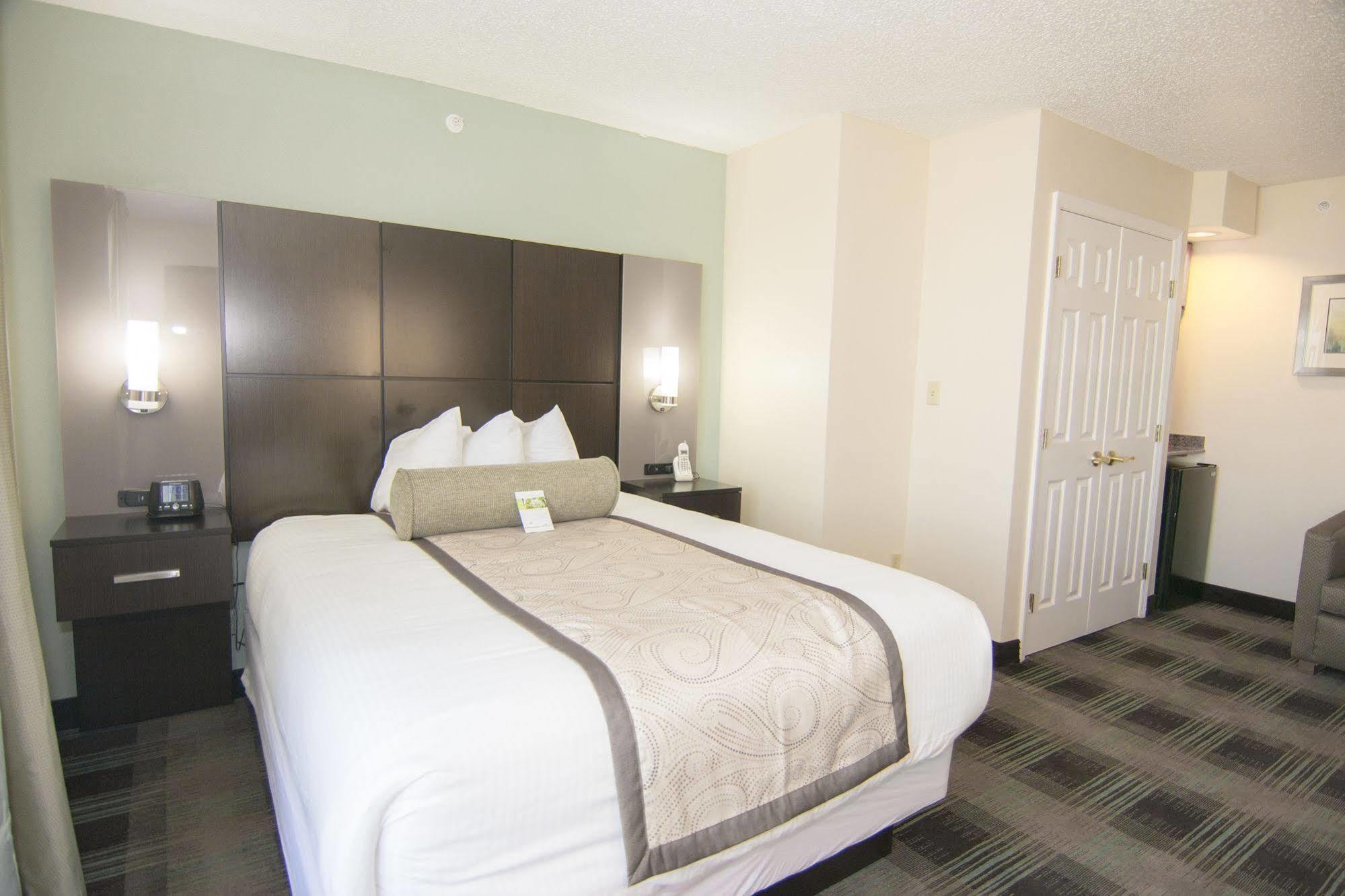 Wingate By Wyndham - Orlando International Airport- Free Hot Breakfast Otel Dış mekan fotoğraf